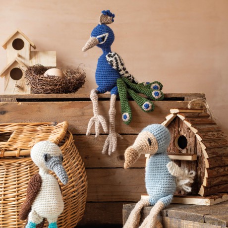 Edward's Menagerie: Birds - New Edition: Over 50 easy-to-make soft toy crochet bird patterns - Kerry Lord [KSIĄŻKA]