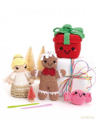 Kawaii Crochet Christmas: 40 super cute amigurumi patterns for the festive season: 3 - Melissa Bradley-Vatcher [KSIĄŻKA]