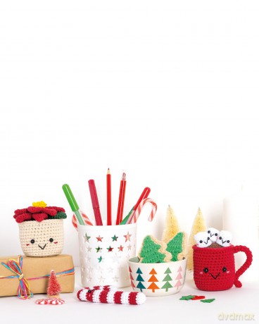 Kawaii Crochet Christmas: 40 super cute amigurumi patterns for the festive season: 3 - Melissa Bradley-Vatcher [KSIĄŻKA]
