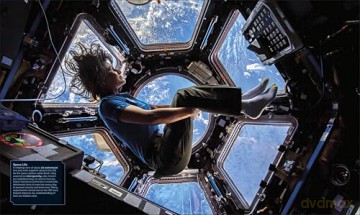 Astronomical!: An Awesome Encounter with the Wonders of the Universe - DK [KSIĄŻKA]
