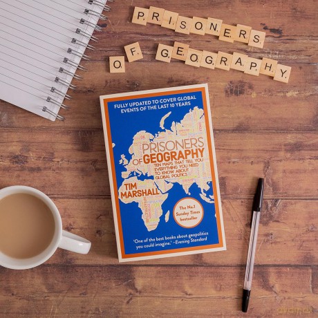 Prisoners of Geography: FULLY UPDATED NEW EDITION OF THE #1 SUNDAY TIMES BESTSELLER (Tim Marshall on Geopolitics) - Tim Marshall [KSIĄŻKA]