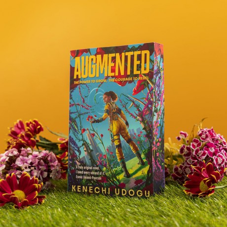 Augmented: A thrilling YA sci-fi packed with romance and rebellion for fans of Uglies and Iron Widow - Kenechi Udogu [KSIĄŻKA]