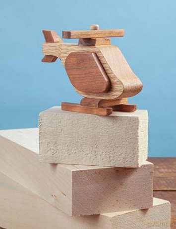 How to Make Classic Wooden Toys: Woodworkers Plans for 15 Sturdy Toys that Go, Plus Skill-Building Techniques - Brad Anderson [KSIĄŻKA]