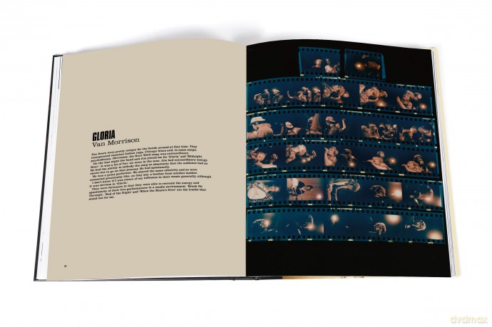 Night Divides The Day: The Doors Anthology - The Doors [KSIĄŻKA]