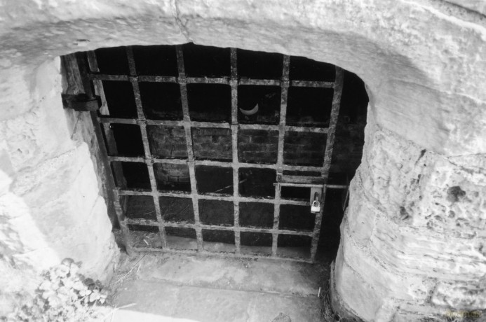 Hauntings in Yorkshire - Stephen Wade [KSIĄŻKA]