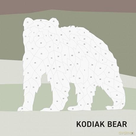 My Sticker Paintings: Bears: 10 Majestic Works of Art - Logan Powell [KSIĄŻKA]
