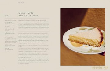 At Home in Provence: Recipes and Stories from Life in the South of France - Jeany Cronk [KSIĄŻKA]