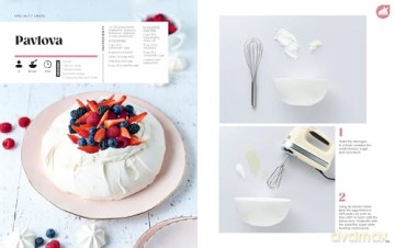 Basics: Desserts: Techniques, Tips, and 60+ Recipes to Confidently Make All Things Sweet - Caroline Bourgeois [KSIĄŻKA]