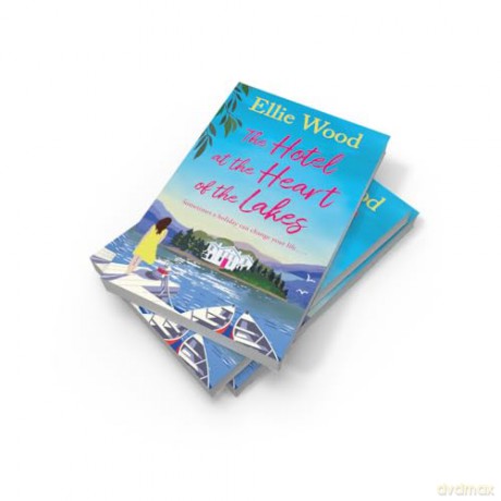 The Hotel at the Heart of the Lakes - Ellie Wood [KSIĄŻKA]