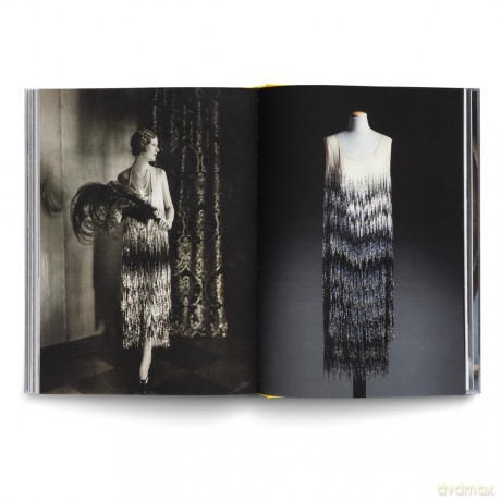 Coco Chanel: Roaring Twenties - Célia Bernasconi [KSIĄŻKA]