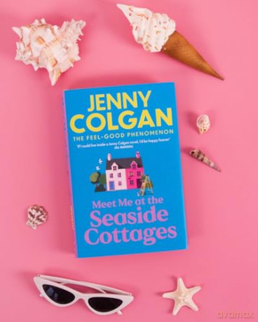 Meet Me at the Seaside Cottages: escape to the sea with the brand new novel from the feel-good phenomenon! - Jenny Colgan [KSIĄŻKA]