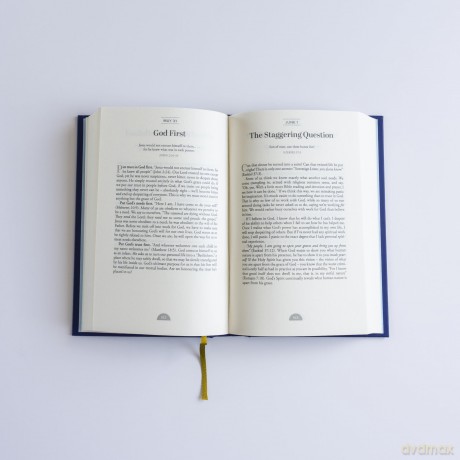 My Utmost For His Highest: Anglicised Modern Classic Edition with NIV Bible Text - Oswald Chambers [KSIĄŻKA]