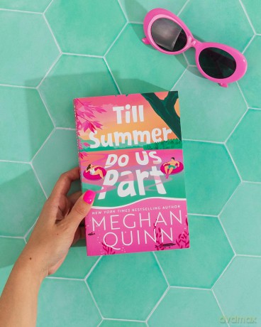 Till Summer Do Us Part: the must-read, fake-dating, enemies-to-lovers romance perfect for summer reading 2025 - Meghan Quinn [KSIĄŻKA]