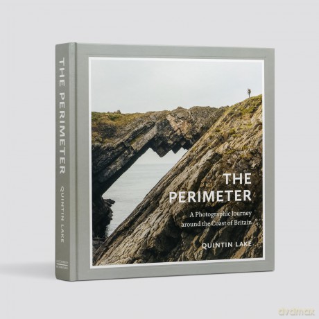 The Perimeter: A Photographic Journey around the Coast of Britain - Quintin Lake [KSIĄŻKA]