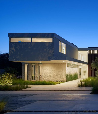 In Situ: Unique Homes Crafted for California Living - Mark English Architects [KSIĄŻKA]