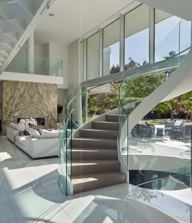 In Situ: Unique Homes Crafted for California Living - Mark English Architects [KSIĄŻKA]
