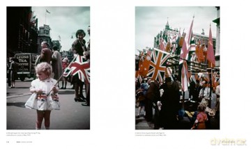 1945: A Visual History - Anthony Richards [KSIĄŻKA]