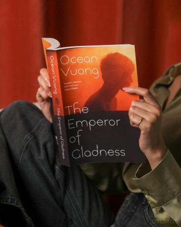 The Emperor of Gladness: The Sunday Times bestselling summer read about chosen family and second chances - Ocean Vuong [KSIĄŻKA]