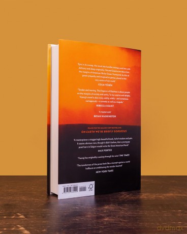 The Emperor of Gladness: The Sunday Times bestselling summer read about chosen family and second chances - Ocean Vuong [KSIĄŻKA]