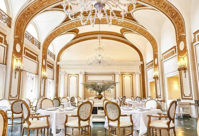 150 Tea Houses You Need to Visit Before You Die (150 Series) - Léa Teuscher [KSIĄŻKA]