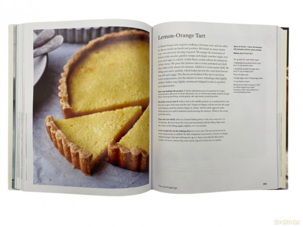 Milk Street Bakes: A Baking Book with 200 Sweet and Savory Recipes - Christopher Kimball [KSIĄŻKA]