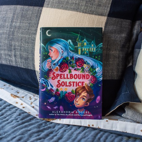 Spellbound Solstice - Alexandria Rogers [KSIĄŻKA]