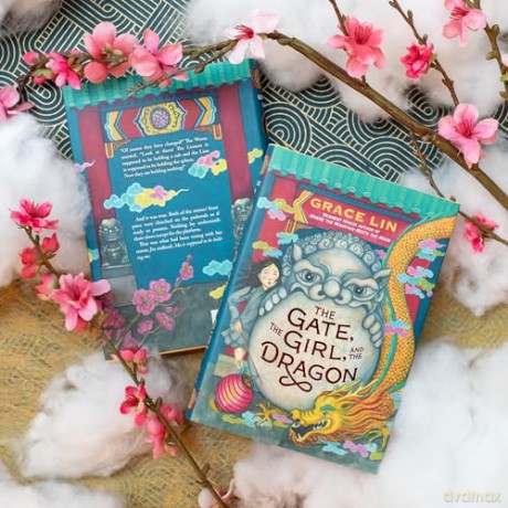 The Gate, the Girl, and the Dragon (Deluxe Limited Edition) - Grace Lin [KSIĄŻKA]