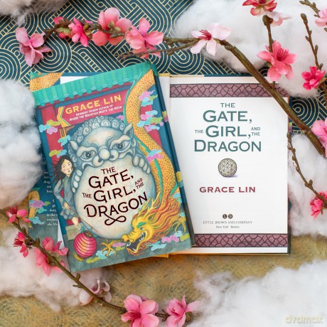 The Gate, the Girl, and the Dragon (Deluxe Limited Edition) - Grace Lin [KSIĄŻKA]