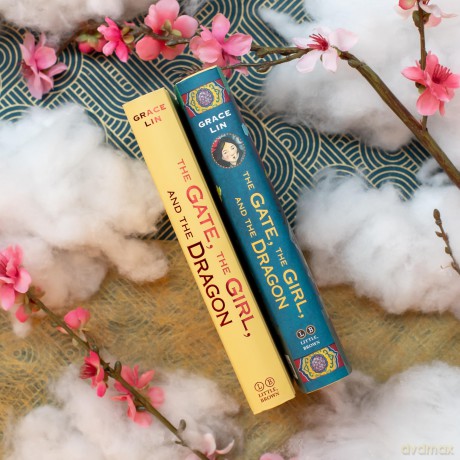 The Gate, the Girl, and the Dragon (Standard Edition) - Grace Lin [KSIĄŻKA]