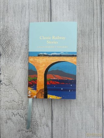 Classic Railway Stories (Macmillan Collector's Library) - Harriet Sanders [KSIĄŻKA]