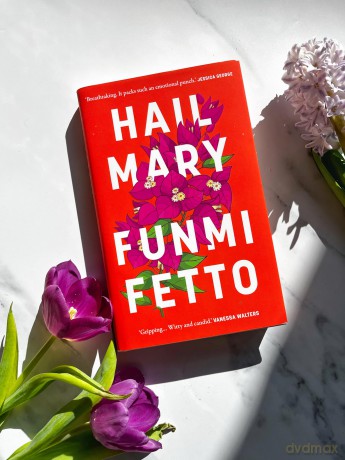 Hail Mary - Funmi Fetto [KSIĄŻKA]