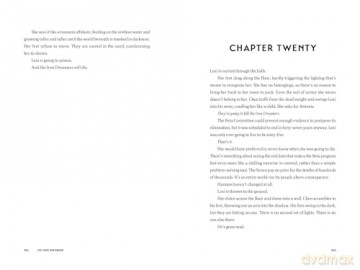 The Iron Dreamers: (YA Sci-Fi, Simulated Reality) - Ashley Christine [KSIĄŻKA]