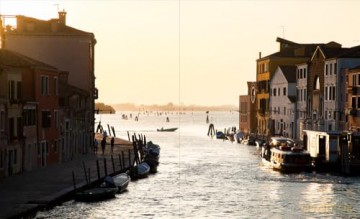 Venice and Its Lagoon: Caring for the Environment - Montanaro Giovanni [KSIĄŻKA]