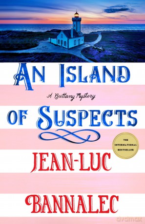 An Island of Suspects: A Brittany Mystery: 10 - Jean-Luc Bannalec [KSIĄŻKA]
