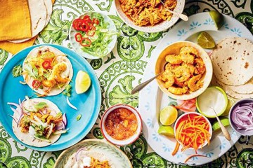 Bindas: Comfort food with an Indian soul, in 80 genuinely easy and game-changing recipes - Mehak Kansal [KSIĄŻKA]