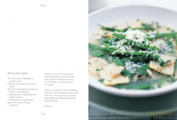 Veggie Food:180 triple-tested recipes to take the effort out of eating more plants: 180 simple triple-tested recipes (Easy Everyday) - Murdoch Books Test Kitchen [KSIĄŻKA]