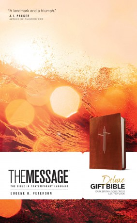 The Message Deluxe Gift Bible, Dark Brown Gold: The Bible in Contemporary Language - Eugene Peterson [KSIĄŻKA]