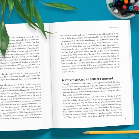 The Trans and Gender Diverse Teen Resilience Guide: Essential Skills for Building Community, Well-Being, and Mental Health (Instant Help Solutions) - Deborah Coolhart [KSIĄŻKA]