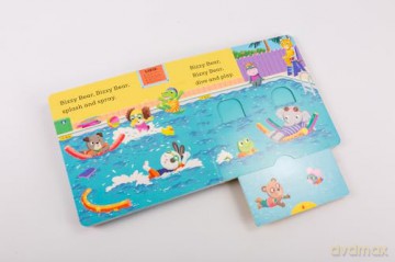 Bizzy Bear: Swimming Fun - Benji Davies [KSIĄŻKA]