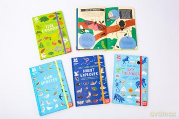 National Trust: Out and About: Animal Spotter: A Children's Guide to 50 Different Wild Animals - Emma S. Young [KSIĄŻKA]