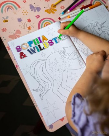 Unicorn Academy: Colouring Book (Unicorn Academy: TV tie-in titles) [KSIĄŻKA]