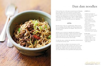 Let's Eat: The classic home cookbook from best-selling author and food broadcaster Tom Parker Bowles - Tom Parker Bowles [KSIĄŻKA]