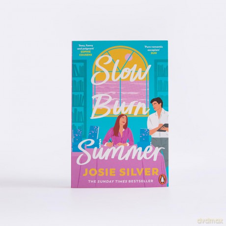 Slow Burn Summer: The new holiday romance from the bestselling author of One Day in December - Josie Silver [KSIĄŻKA]