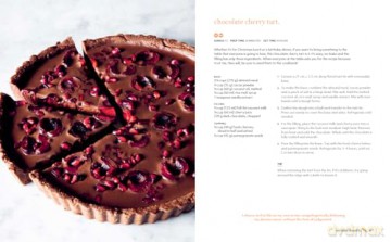 Chloe's Vegan Kitchen: 90 Fresh and Easy Recipes, from Cookies to Curries - Chloe Wheatland [KSIĄŻKA]