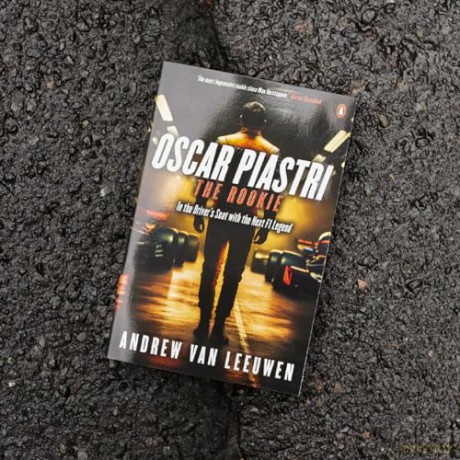 Oscar Piastri: The Rookie: In The Driver's Seat with the Next F1 Legend - Andrew van Leeuwen [KSIĄŻKA]
