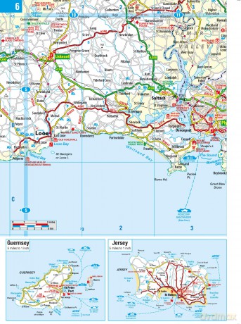 Philip's Compact Britain Road Atlas: (A5 Spiral) (Philip's Road Atlases) - Philip's Maps [KSIĄŻKA]