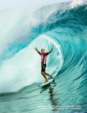 Surfer Stories: 12 Untold Stories by 12 Writers about 12 of the World's Greatest Surfers - Claudia Lebenthal [KSIĄŻKA]