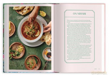 Zareen's Pakistani Kitchen: Recipes from a Well-Fed Childhood - Zareen Khan [KSIĄŻKA]