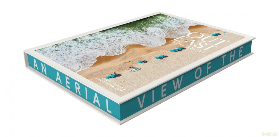 Out East from Above: An Aerial View of the South Fork - Lainey Stewart [KSIĄŻKA]