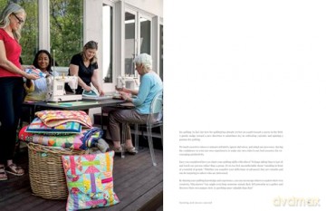 The Quilting Experience: A Celebration of Community and Patchwork Patterns - Victoria Findlay Wolfe [KSIĄŻKA]